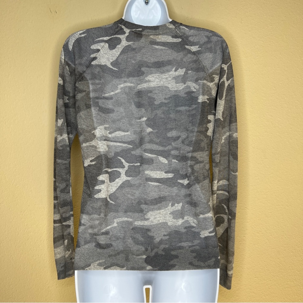 LOFT Shimmer Gray Camo Lightweight Sheer Sweater - Sz S - Picture 5 of 8